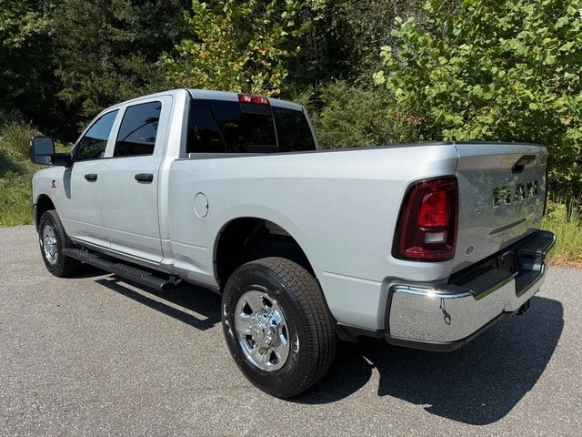 2026 Ram 2500 - Image 10 of 21