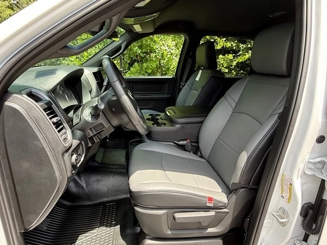2026 Ram 2500 - Image 14 of 30