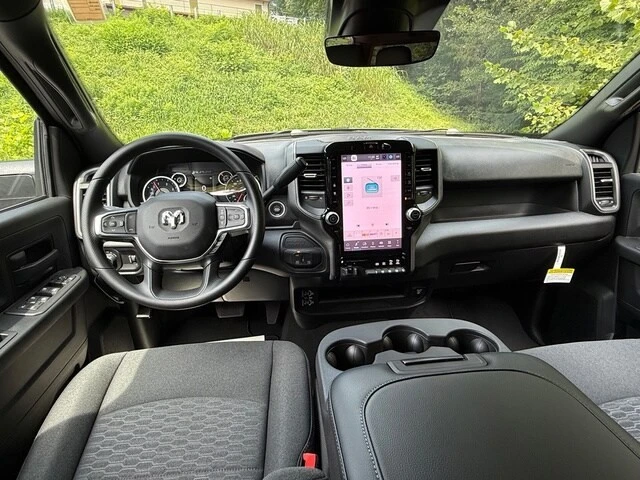 2026 Ram 2500 - Image 12 of 28