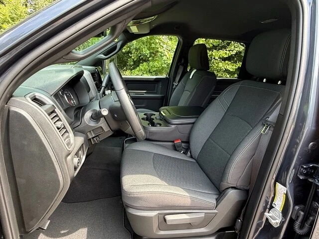 2026 Ram 2500 - Image 13 of 28