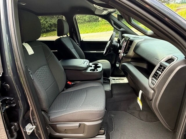 2026 Ram 2500 - Image 17 of 28