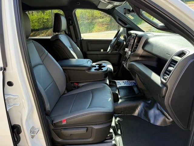 2026 Ram 2500 - Image 18 of 29