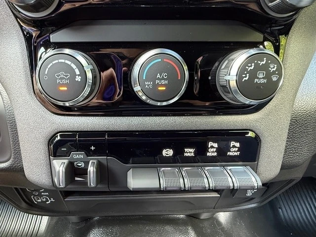 2026 Ram 2500 - Image 25 of 30