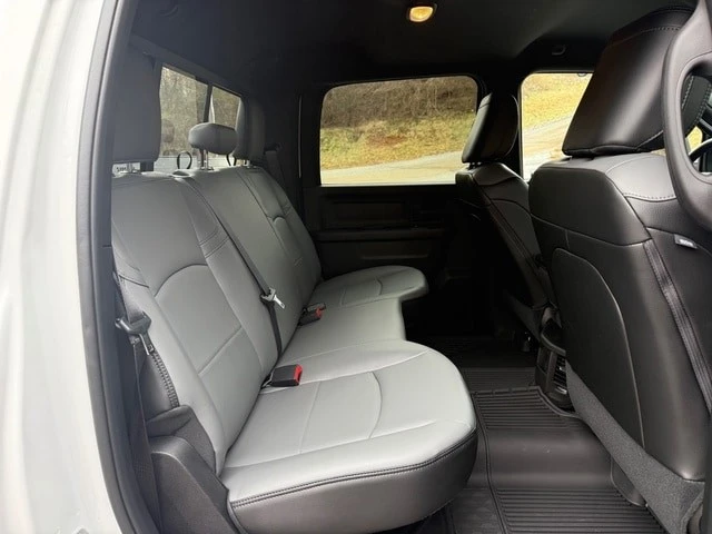 2026 Ram 2500 - Image 18 of 21