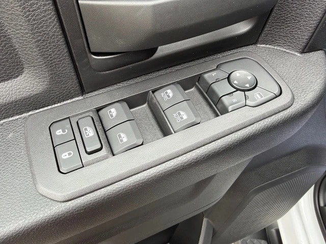 2026 Ram 2500 - Image 16 of 21