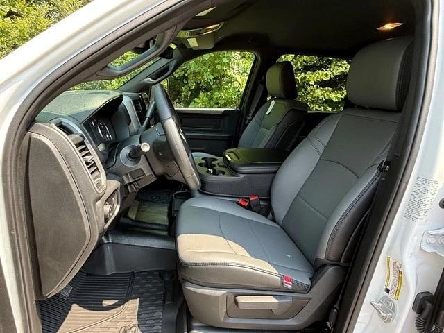 2026 Ram 2500 - Image 15 of 31