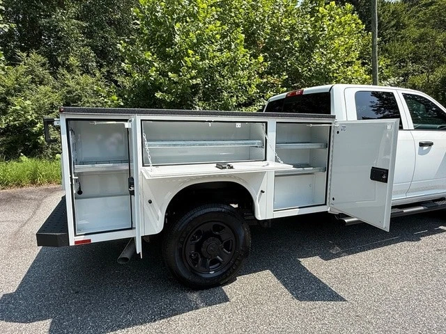 2026 Ram 2500 - Image 7 of 31