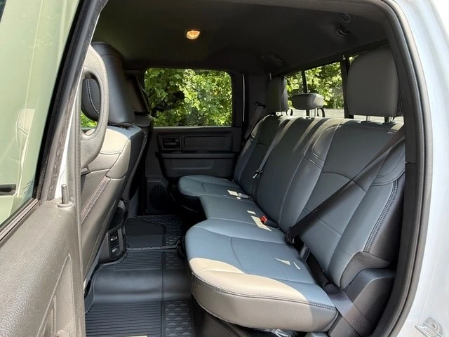2026 Ram 2500 - Image 17 of 31