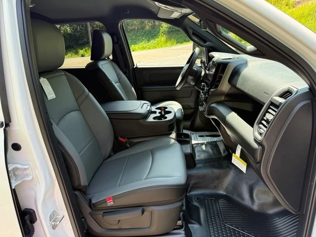 2026 Ram 2500 - Image 18 of 29
