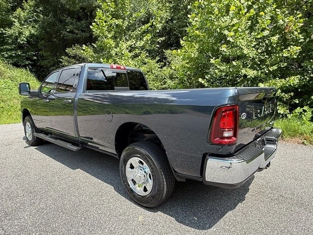 2026 Ram 2500 - Image 10 of 28