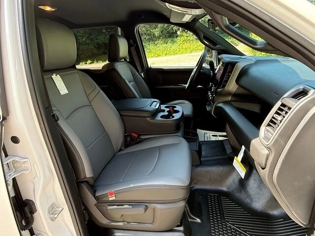 2026 Ram 2500 - Image 18 of 29