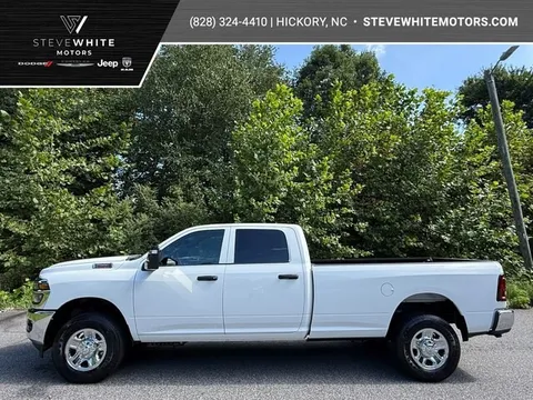 2026 Ram 2500 Tradesman Crew Hemi 4WD LWB