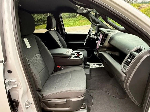 2026 Ram 2500 - Image 18 of 29