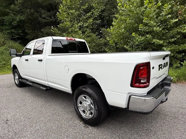 2026 Ram 2500 - Image 10 of 29