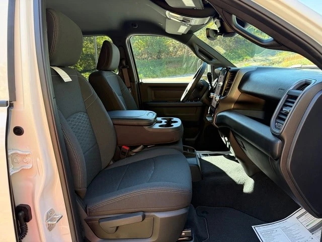 2026 Ram 2500 - Image 15 of 21