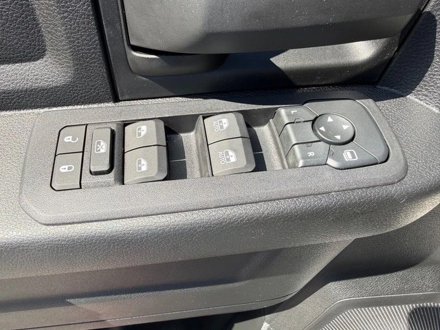 2026 Ram 2500 - Image 14 of 29