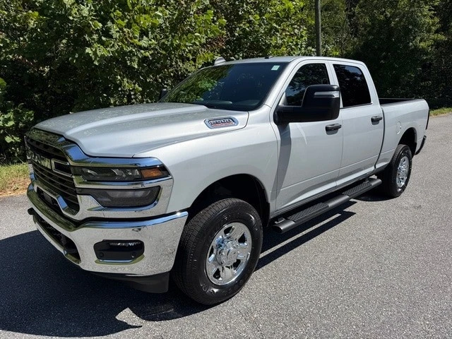 2026 Ram 2500 - Image 3 of 29