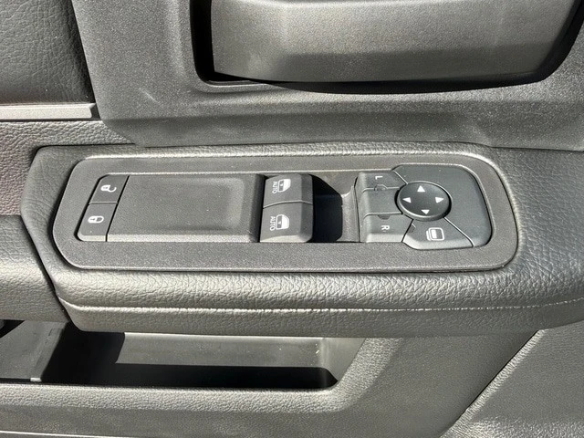 2026 Ram 2500 - Image 13 of 27