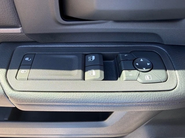 2026 Ram 2500 - Image 13 of 27