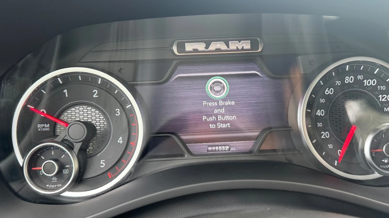 2026 Ram 2500 - Image 13 of 24