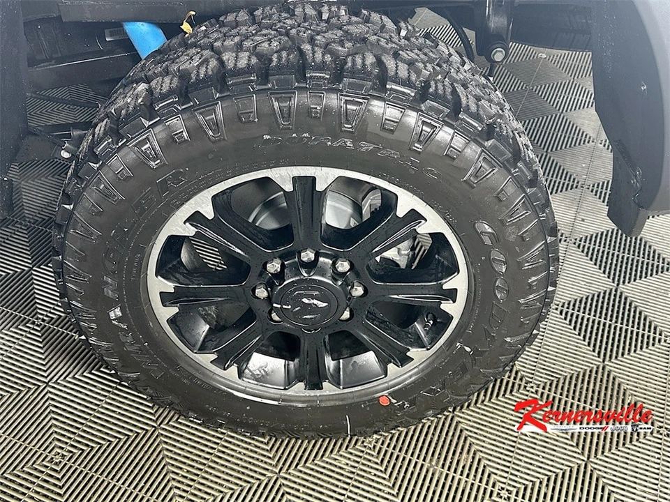 2026 Ram 2500 - Image 16 of 20