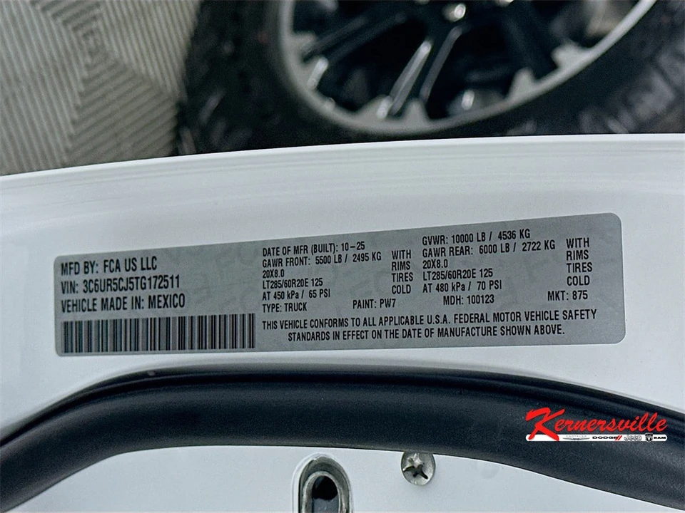 2026 Ram 2500 - Image 17 of 19