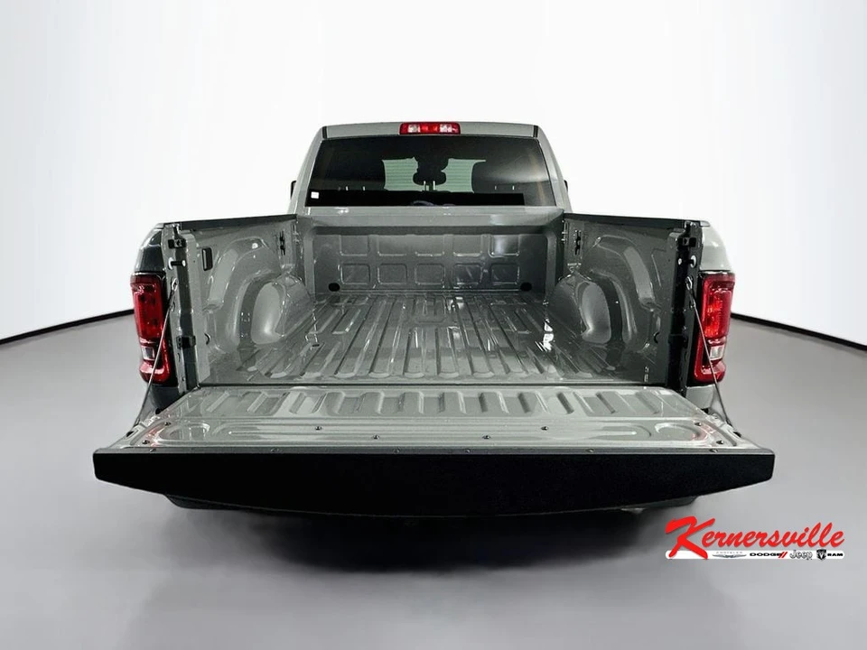 2026 Ram 2500 - Image 16 of 21