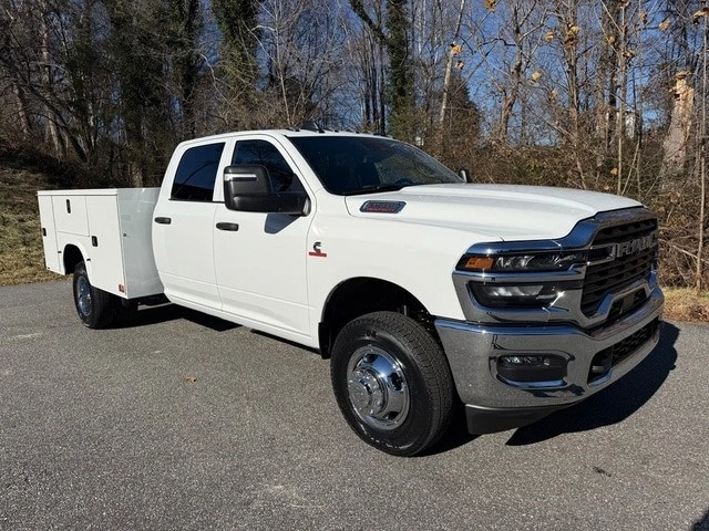 2026 Ram 3500 - Image 5 of 21