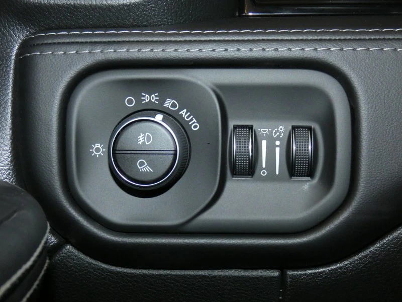 2026 Ram 3500 - Image 26 of 31