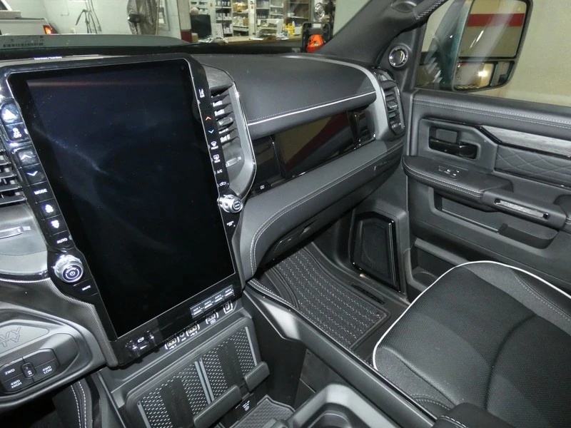 2026 Ram 3500 - Image 13 of 31
