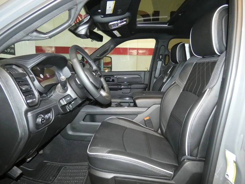 2026 Ram 3500 - Image 12 of 31