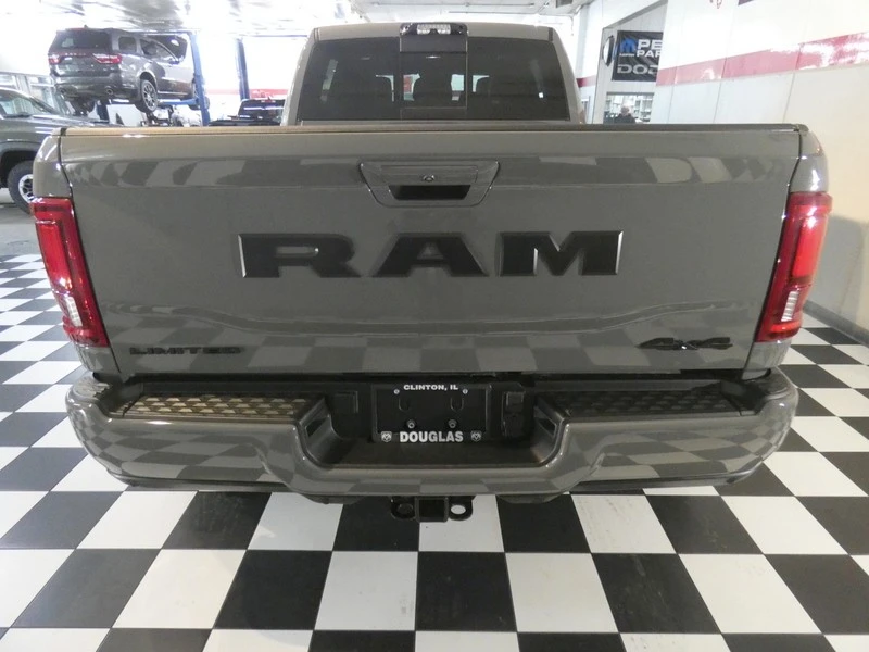 2026 Ram 3500 - Image 7 of 31
