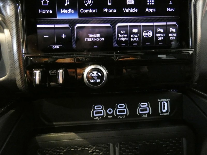 2026 Ram 3500 - Image 21 of 31