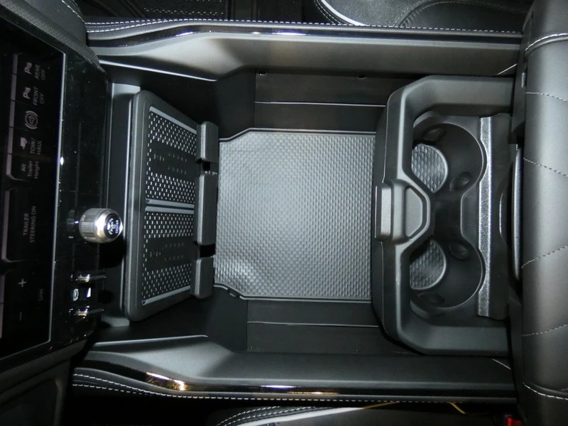 2026 Ram 3500 - Image 23 of 31