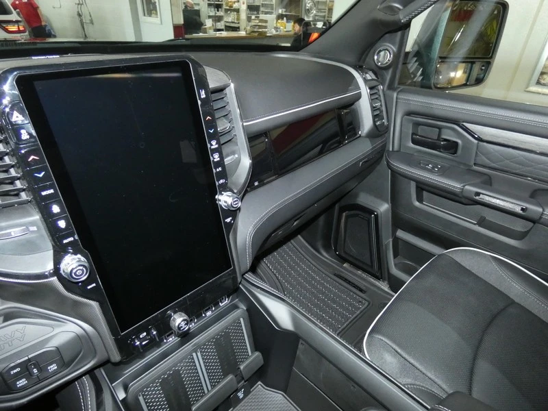 2026 Ram 3500 - Image 12 of 31