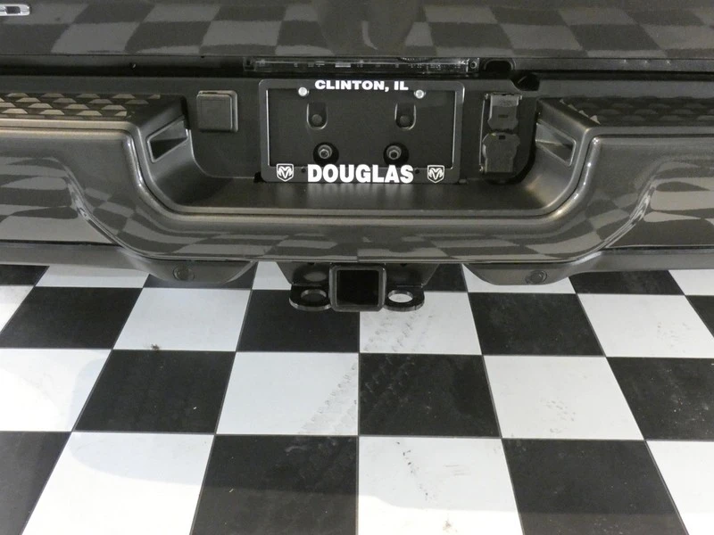 2026 Ram 3500 - Image 7 of 31