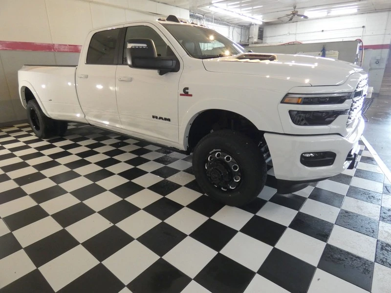 2026 Ram 3500 - Image 4 of 31