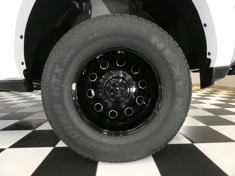 2026 Ram 3500 - Image 8 of 31
