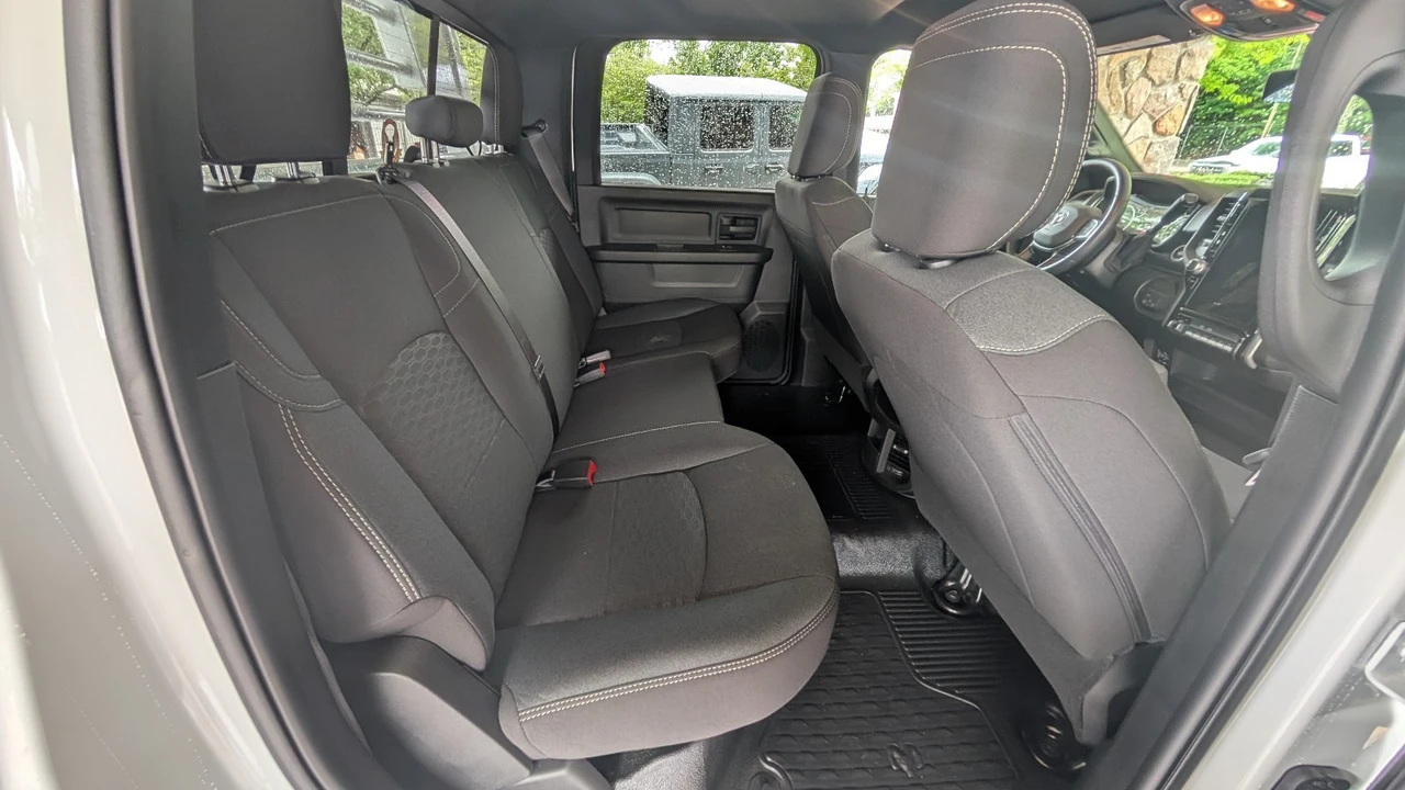 2026 Ram 3500 - Image 14 of 16