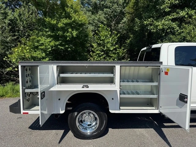 2026 Ram 3500 - Image 8 of 31