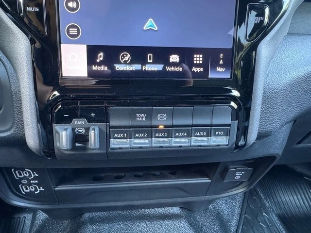 2026 Ram 3500 - Image 27 of 31