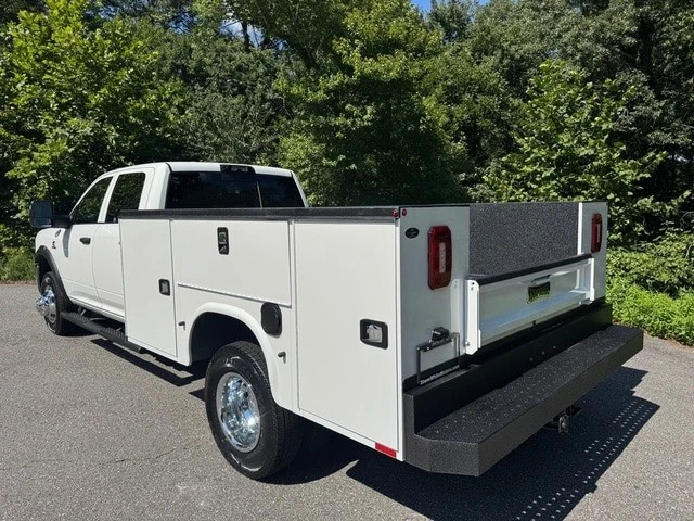 2026 Ram 3500 - Image 11 of 31