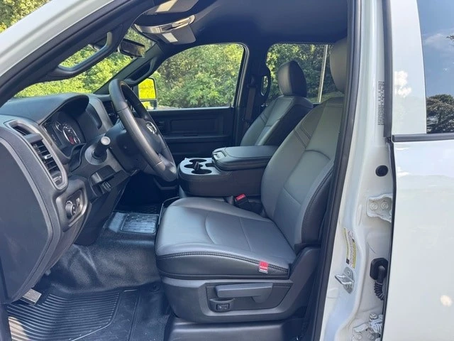 2026 Ram 3500 - Image 15 of 31