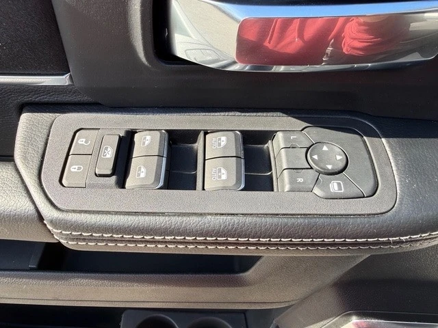 2026 Ram 3500 - Image 16 of 31
