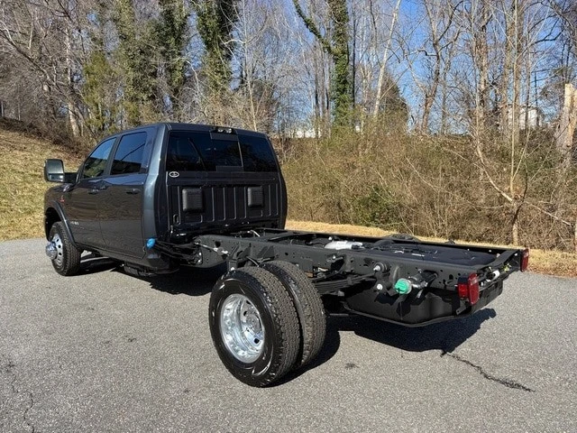 2026 Ram 3500 - Image 9 of 21