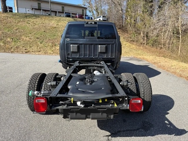 2026 Ram 3500 - Image 8 of 21