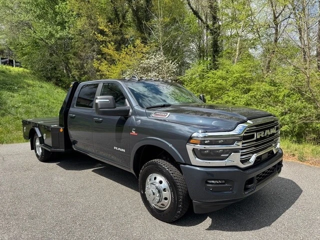 2026 Ram 3500 - Image 5 of 31