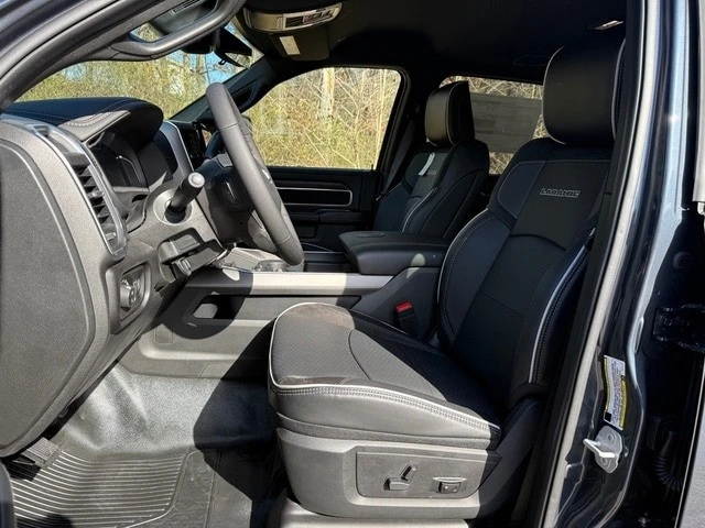 2026 Ram 3500 - Image 15 of 31