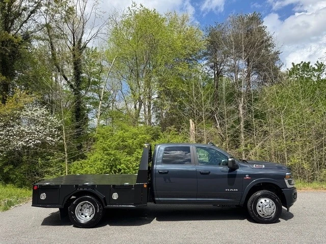 2026 Ram 3500 - Image 6 of 31