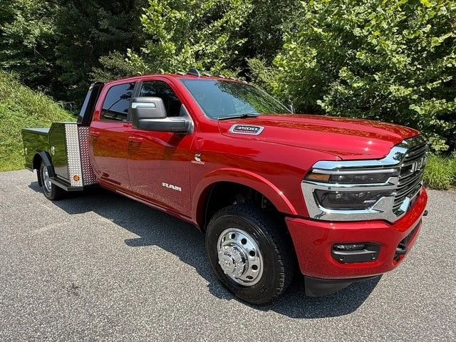 2026 Ram 3500 - Image 4 of 31